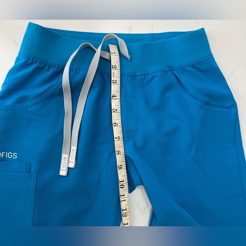 Figs Scrub Pants - Picture 5 of 11